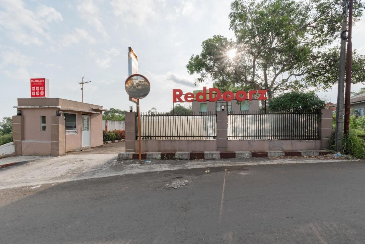 Reddoorz Syariah Near Rs Hermina Sukabumi Ngoại thất bức ảnh