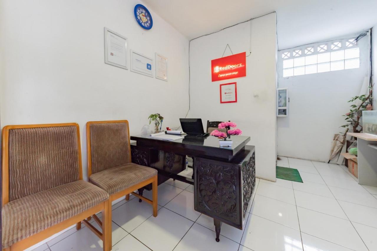 Reddoorz Syariah Near Rs Hermina Sukabumi Ngoại thất bức ảnh